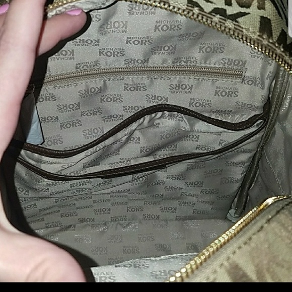 Michael Kors Large Abbey Backpack - Picture 8 of 8